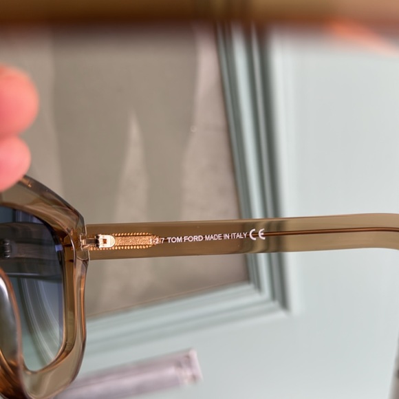 New Tom Ford Transparent Julia-02 Sunglasses - Picture 7 of 7